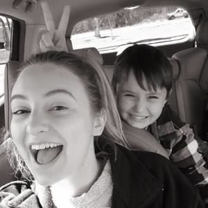 Meet your Posher, Halee